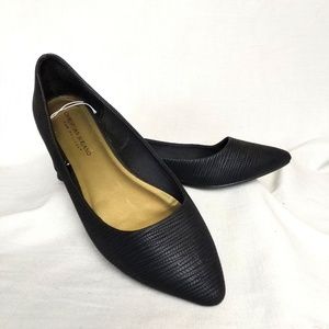 Christian Siriano Flats